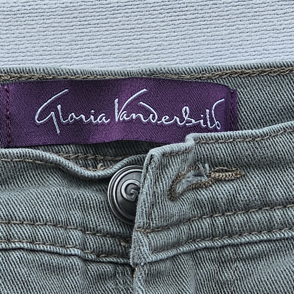 Gloria Vanderbilt Sage Straight Leg Jeans - Picture 4 of 4